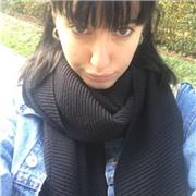 Ragazza diplomata al liceo scientifico offre ripetizioni per studenti di scuola elementare, media e superiore